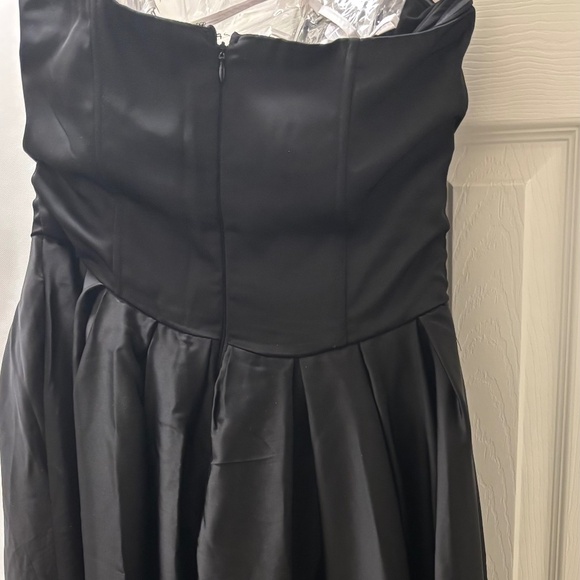 Bridgette Satin Maxi Dress - Black - Picture 6 of 7